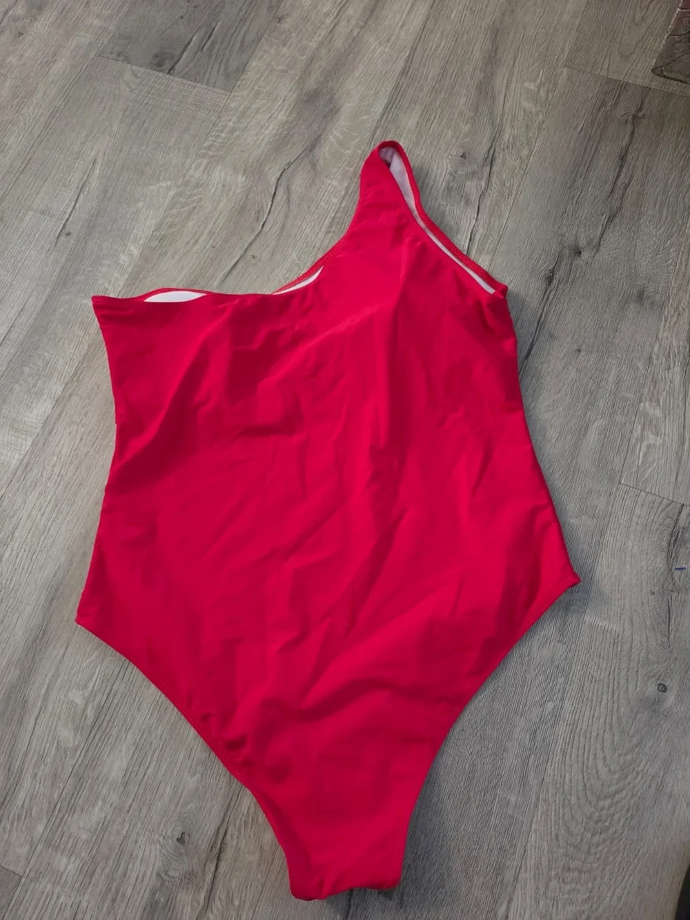 One-Shoulder Red Women’s One-Piece Swimsuit